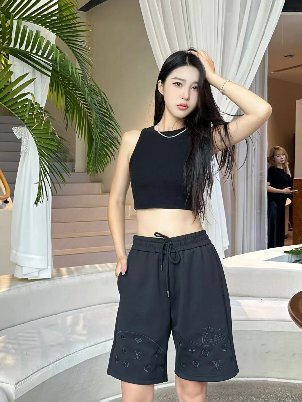 Louis Vuitton/Louis Vuitton hem dark pattern half-length presbyopic embroidered shorts